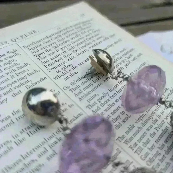 Vintage large statement earrings purple glass  beads - Picture 2 of 7